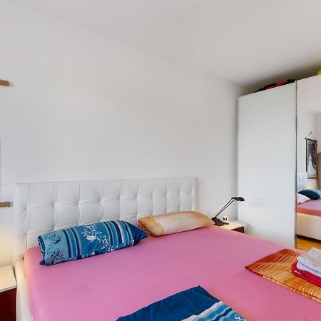 Helle, Ruhige Dachwohnung Eningen unter Achalm Exterior foto