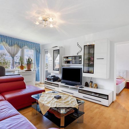 Helle, Ruhige Dachwohnung Eningen unter Achalm Exterior foto