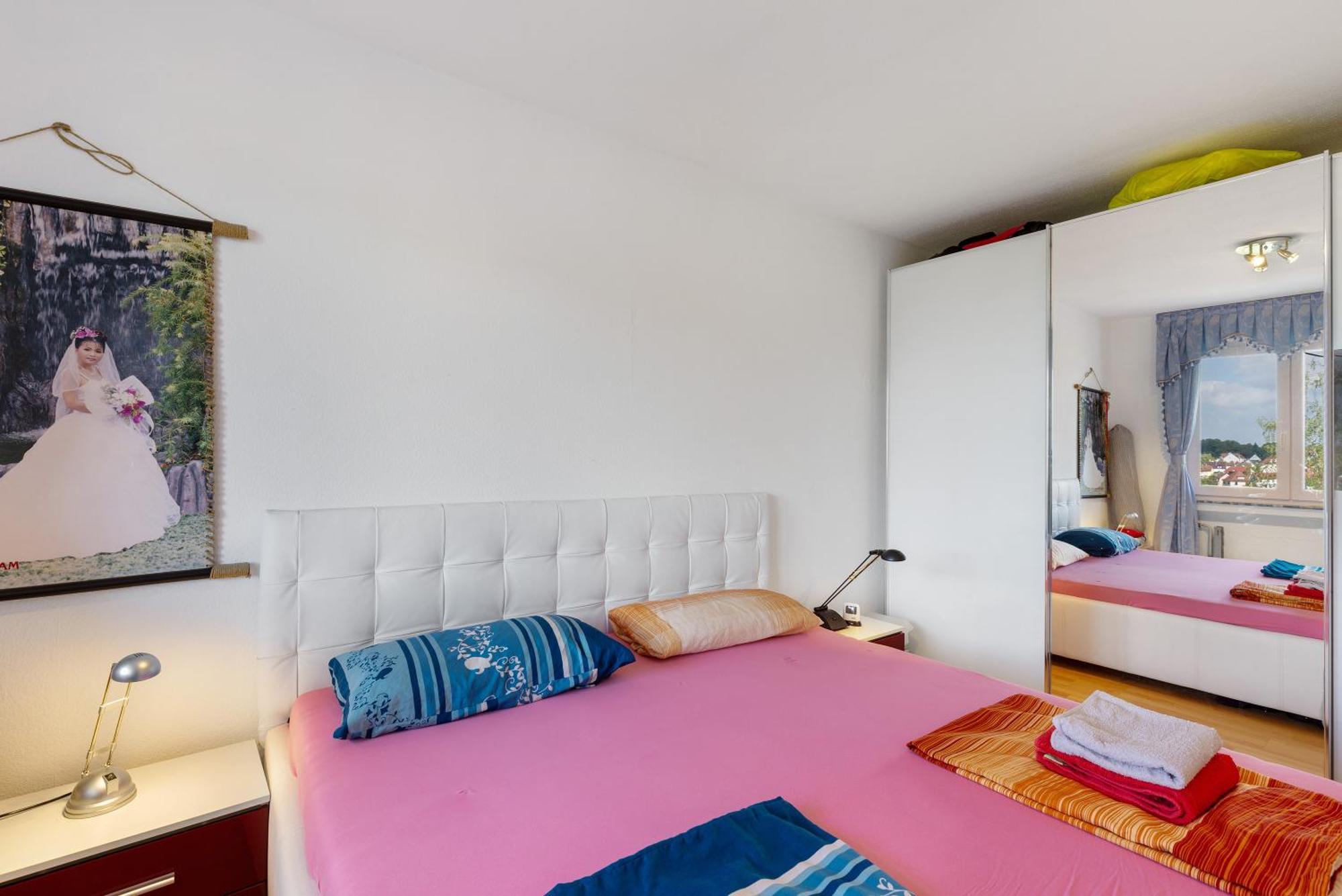 Helle, Ruhige Dachwohnung Eningen unter Achalm Exterior foto