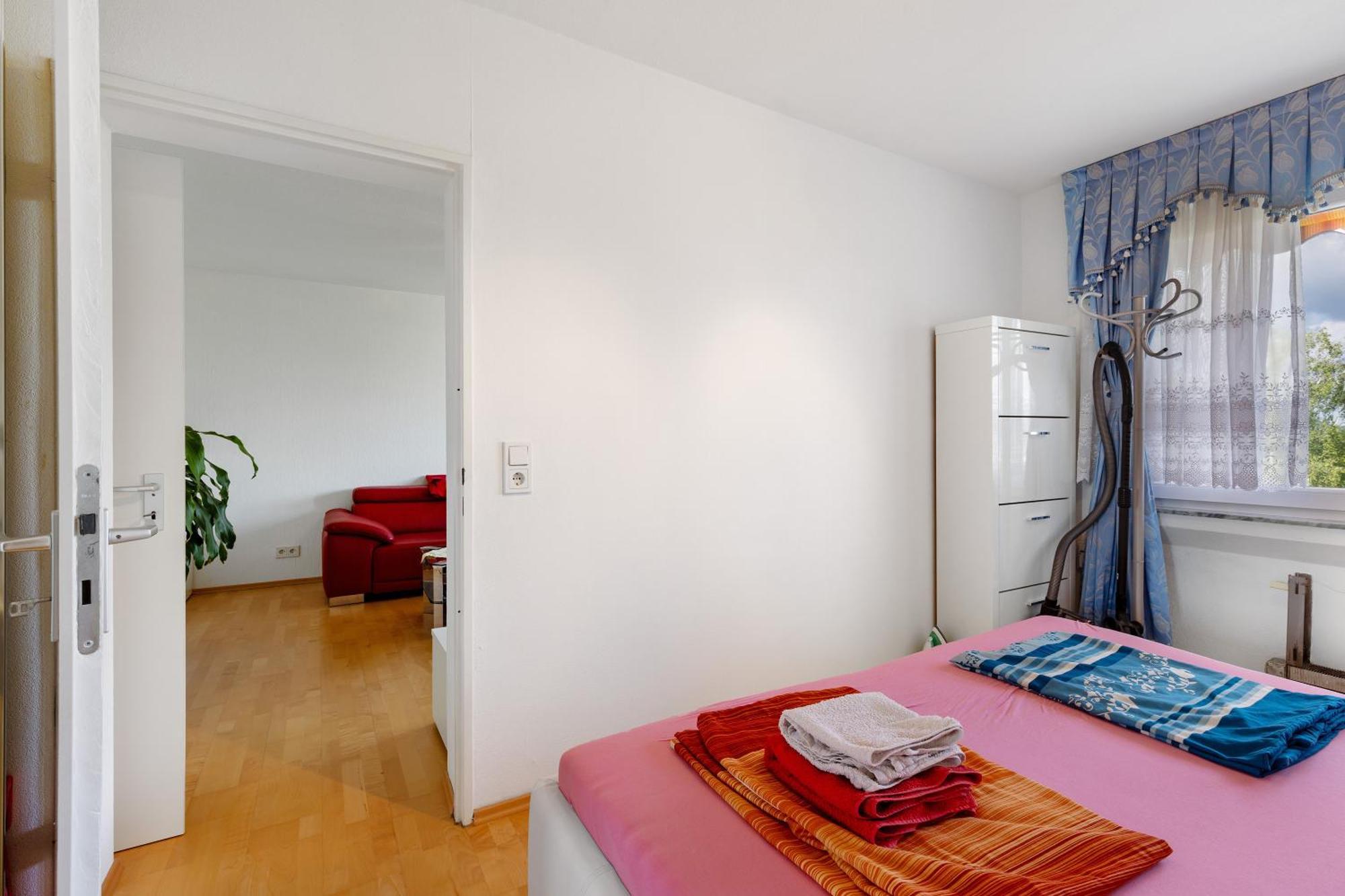 Helle, Ruhige Dachwohnung Eningen unter Achalm Exterior foto