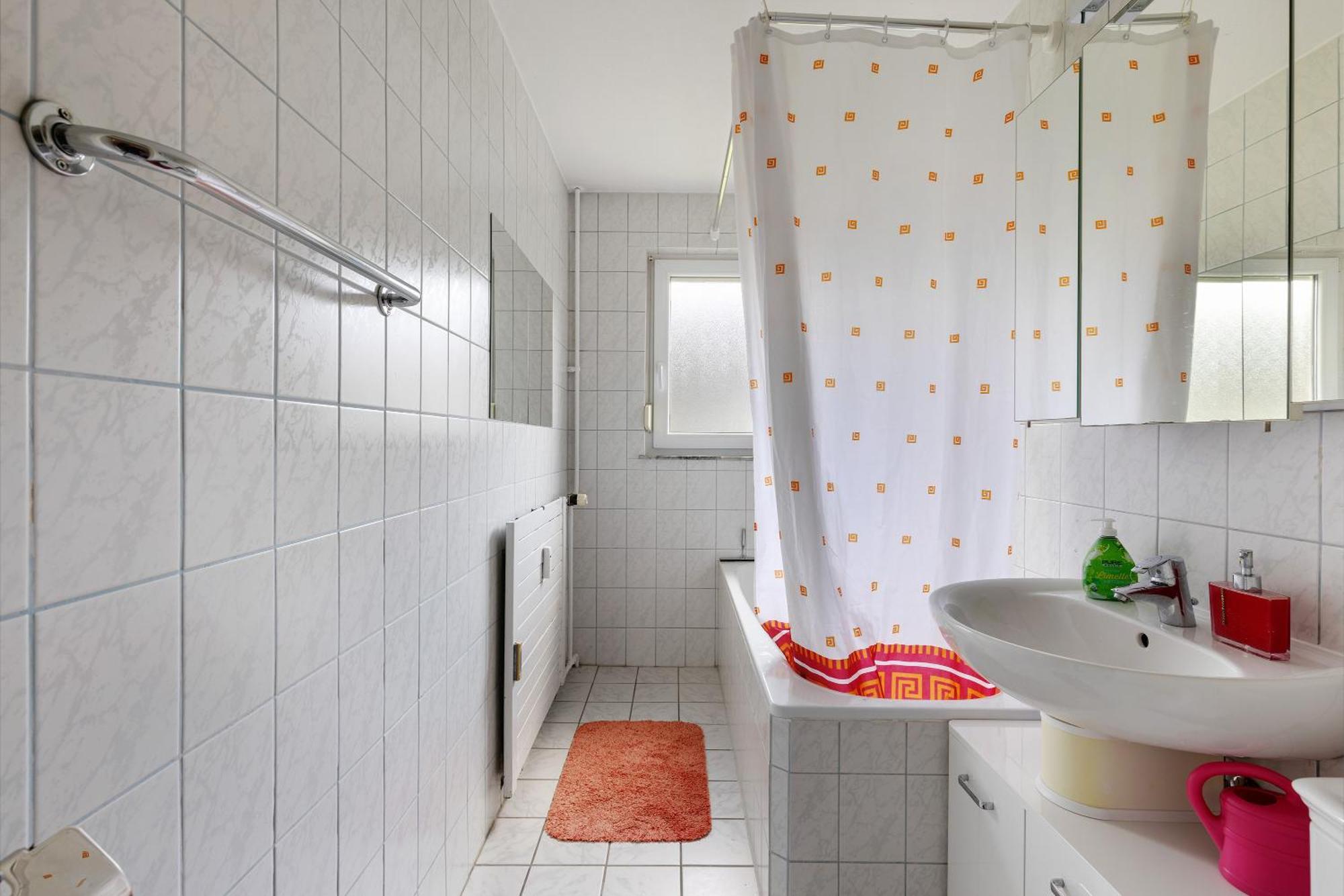 Helle, Ruhige Dachwohnung Eningen unter Achalm Exterior foto